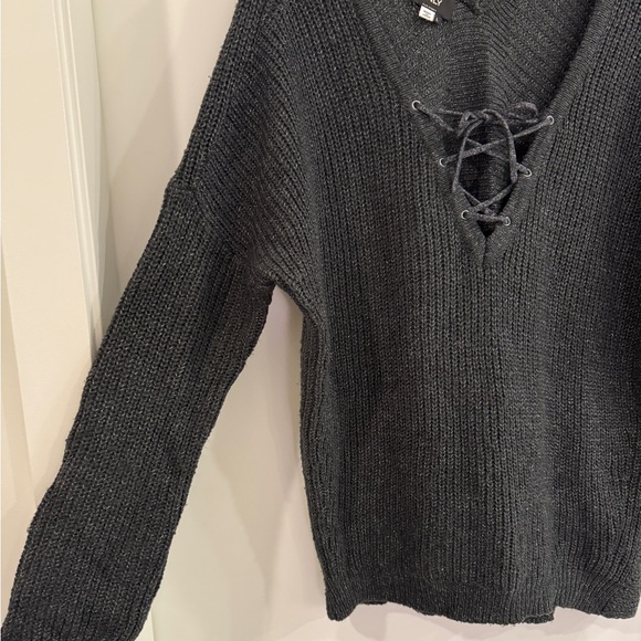 ONLY Grey Black Melange Sweater ✨ - Picture 3 of 12